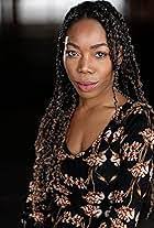 Pamela Pankey's Instagram, Twitter & Facebook