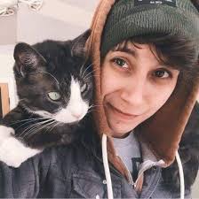 va? any gender, wanna try and explore new plots