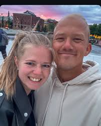 Hever Glasset» slippes 20 Juli 😍😍 En sang om mangfold, kjærlighet og  livet ❤️