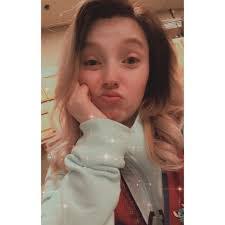 Carissa Mclaughlin's Instagram, Twitter & Facebook