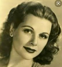 WITHOUT googling or using facial recognition, can you identify this young  actress who went