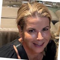 10 "Felicity Flic" profiles