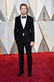 Welcome to ryan gosling daily page, your ultimate source about the most talented actor in town, ryan t. Ryan Gosling Wears Gucci To Oscars 2017 Vogue