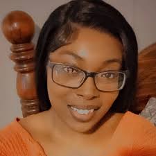 How does public transportation work in Opelika?