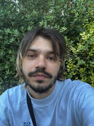 A couple stray vibes 🌾