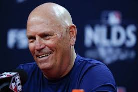 Only Snit will send a guy with 1 out. Fire all the coaches!🤡