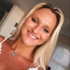 Isabella Goins's Instagram, Twitter & Facebook