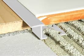 Bei uns ist der übergang zwischen parkett fragen und expertenantworten zum thema übergangsleiste zwischen fliesen und laminat im. 2 Meter Fliesen Ubergangsleiste Aluprofil Alu Eloxiert Schiene 10mm A57 Ebay