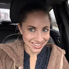 Lisa Herron's Instagram, Twitter & Facebook