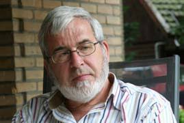 Papua Insects Foundation (contributors)