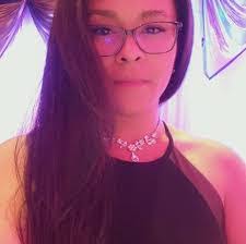 Anna Hotaling's Instagram, Twitter & Facebook