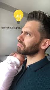 Matthew Comensoli's Instagram, Twitter & Facebook