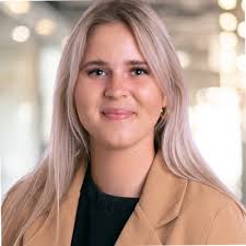 Caroline Kjeldgaard Larsen på LinkedIn: Godt nytår! 😄 2022 blev mit første  rigtige salgsår ved Codan Small…