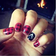 These designs and colors for short nails are so stylish! 30 Totally Cute Christmas Designs For Short Nails Be Modish