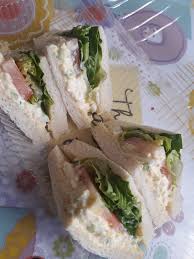 Sandwich telur cheese ini boleh disediakan dengan menggunakan telur, mayonis, cheese dan sos cili sahaja. Sandwich Telur Mayo Special Makan Banyak Pun Tak Muak Gerenti Sedap Pa Ma