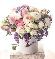 Pretty Flower Box Beautiful Flower Arrangements Floral Foam Free Gold Coast Florist Mauve Beautiful Flower Arrangements Pretty Flowers Flower Arrangements