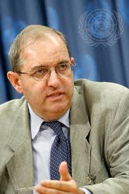 Harvard University Professor Addresses Press Conference