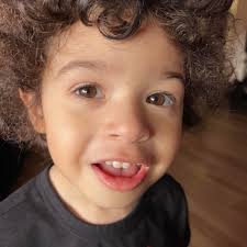 Hello everyone! I have a 2011 550 that sways left and right at high speeds.  Doesn't feel like a vibration as if the wheels are unbalanced but rather as  if strong gusts