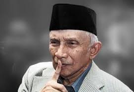 Ini persoalan serius karena pan saat ini mengarah pada partai keluarga. Singgung Kebakaran Bi Amien Rais Duga Kejagung Dibakar Orang Dalam Kronologi Id