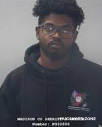 Tyler Drummond's Instagram, Twitter & Facebook