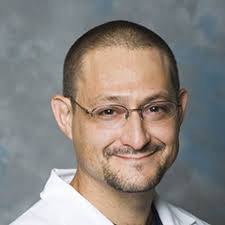 Robert Dini's Instagram, Twitter & Facebook