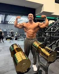 Larry (@larrywheels) • Instagram photos and videos