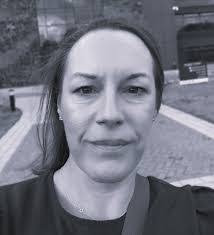 Helen Roberts's Instagram, Twitter & Facebook