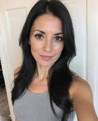 My contacts: https://campsite.bio/dating.world