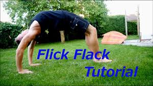 An unmistakable design born from the philosophy of scandinavian designer anna von schewen, one cushion stacks on top of another to transform large pillows into a structural element. Wie Lerne Ich Den Flick Flack Youtube