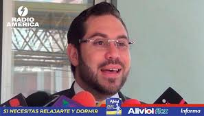 AméricaNoticias #Honduras "Tenemos que pensar en volver a ponerle la venda  a la diosa Temis para que imparta justicia de manera equitativa, no como  ahora que imparte justicia sin venda": Jorge Cálix,