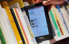 Every year on july 20 national moon day is celebrated.on the occasion of national moon day we honor the man who stepped first on the moon in the year 1969. How Technology Is Changing Our Reading Habits Daily Sabah