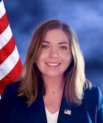 Alicia Tate's Instagram, Twitter & Facebook