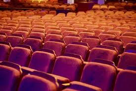 Er zijn verschillende soorten persconferenties mogelijk. Persconferentie Theaters Maximaal 30 Bezoekers Per Zaal