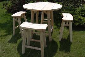 Moon Valley Rustic 46 Cedar High Top Table Set With 4 Stools Lead Time To Ship 6 To 8 Weeks Round Picnic Table High Top Tables Pub Table Sets