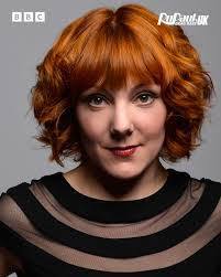 Gwen York's Instagram, Twitter & Facebook