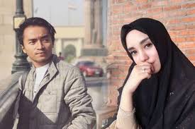Akun instagram taqy malik hilang. Berawal Dari Dm Instagram Begini Perjalanan Kisah Salmafina Dan Taqy Malik