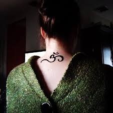 34 Neck Tattoos Designs For Women Girl Neck Tattoos Body Tattoo Design Neck Tattoo