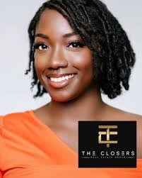 Alexis Warren's Instagram, Twitter & Facebook