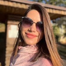 Semra Erden (@smrardn)