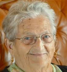 Simone George's Instagram, Twitter & Facebook