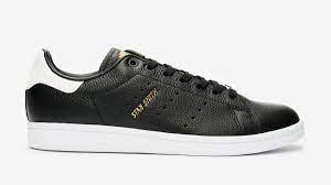 Grab black adidas stan smith shoes at adidas today! Available Now The Adidas Stan Smith Is As Elegant As Ever In Tumbled Black Leather And Metallic Gold Garnish House Of Heat