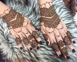 Natural Henna Wedding Pemasangan Henna Natural H 2 Akad Atau Resepsi Henna Di Pertahankan Di Kulit 4jam Atau Lebih Untuk Hasil Maks Gambar Resepsi Pernikahan