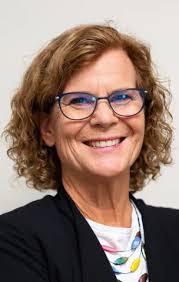 Erin Prater's Instagram, Twitter & Facebook