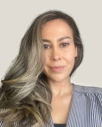 Gloria Cortina's Instagram, Twitter & Facebook