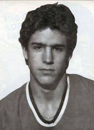 Player photos for the 1985-86 Hamilton Steelhawks at hockeydb.com