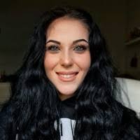 Raquel Toribio's Instagram, Twitter & Facebook