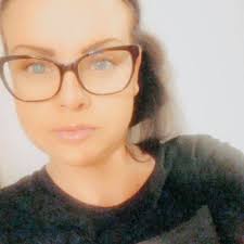 Here are the foods that cause gas and bloating and what to eat instead! Try  thrive market: http://thrivemarket.com/Bobby