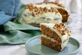 Carrot cake in starbucks coffee london sergio calleja life is. So Backst Du Den Perfekten Carrot Cake Mit Frischkase Wie Von Starbucks