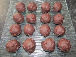 Rochers A La Noix De Coco A Table Avec Doro Lait Concentre Sucre Recette Noix De Coco