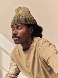 Paris Fox's Instagram, Twitter & Facebook